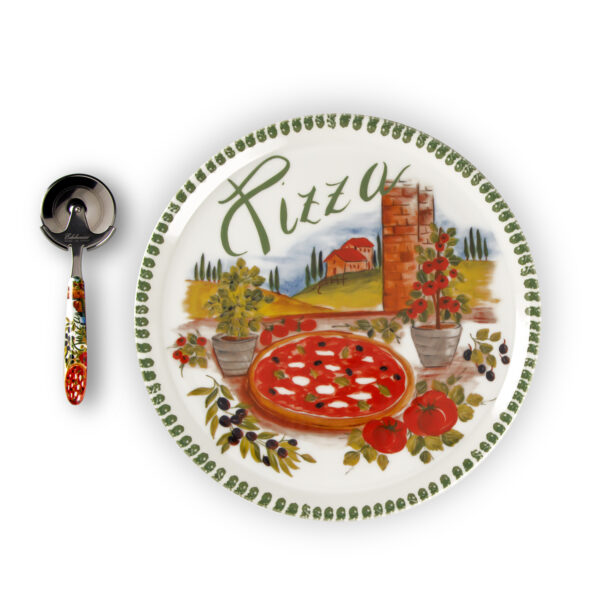 Green border pizza plate set with pizza cutter