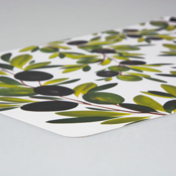 Placemat with olives