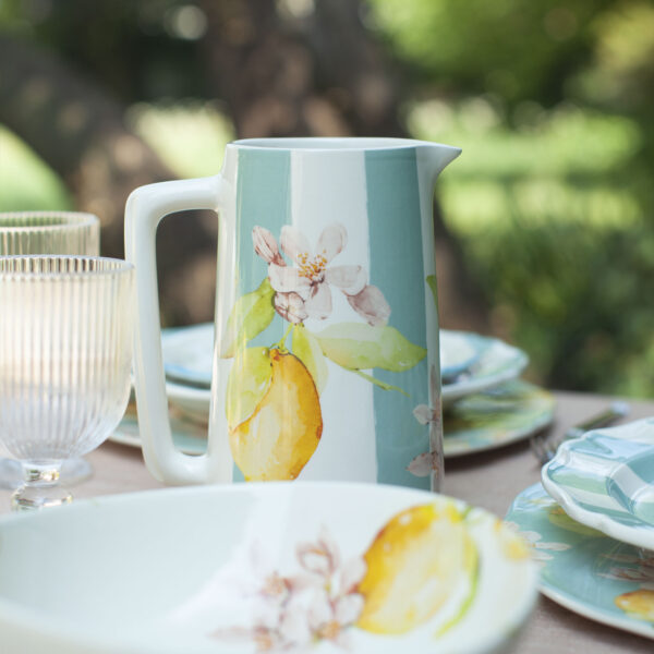 Citrus pitcher light blue