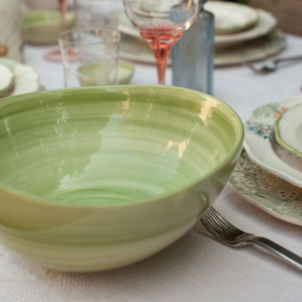 ciotola-da-23-mono-verde-ambientata Green bowl Ø23