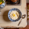 ciotolina-da-14-limoni-damascato-blu-ambientata Ceramic bowl decorated lemons and blue damask 14
