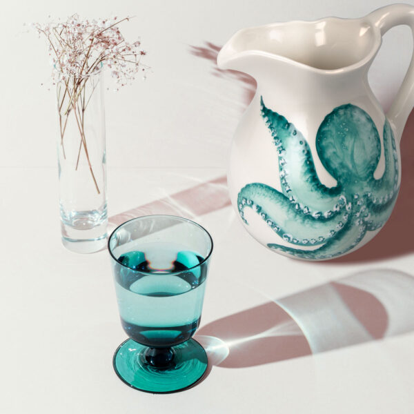 immagine-brocca-polipo-ambientata Pitcher with octopus