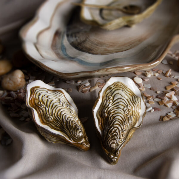 ostriche-sale-pepe-ambientata Salt and Pepper Oyster