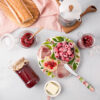 piatto-frutta-rose-ambientata-1 Dessert plate with roses