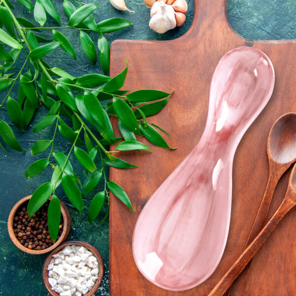 Pink spoon holder