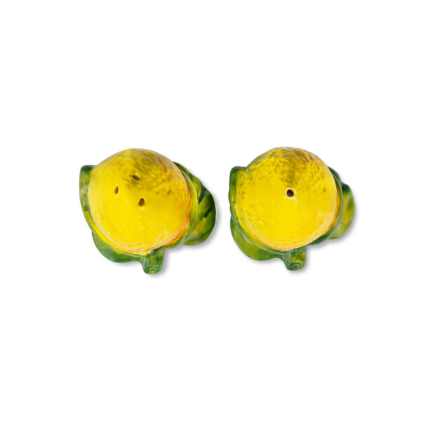 Salt and pepper Lemon