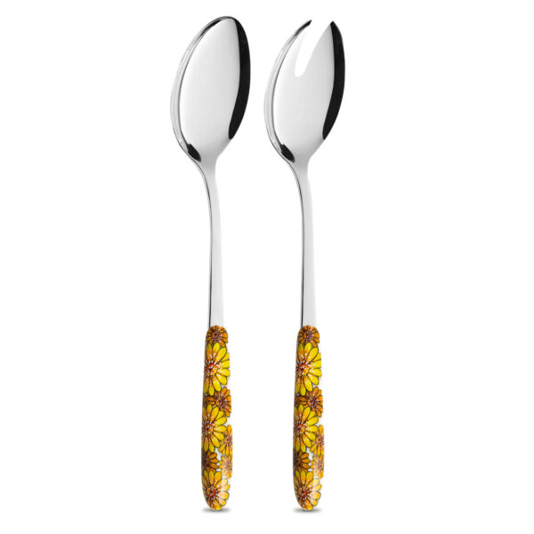 Salad set with yellow daisies