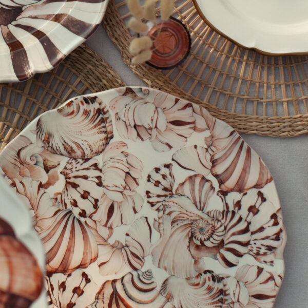 Seashells charger plate